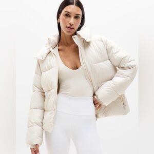 NWT Athleta Stratus Puffer Bone Jacket Sz XS (#768233)
